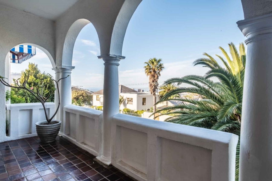 To Let 4 Bedroom Property for Rent in Oranjezicht Western Cape